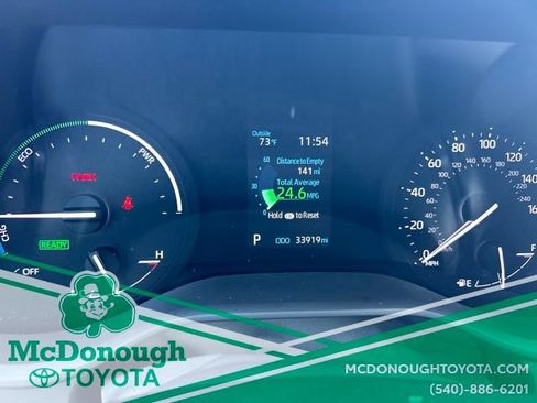 Used 2023 Toyota Sienna XLE FWD image 25