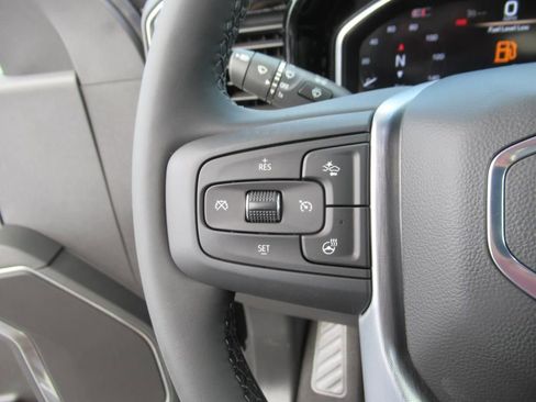Used 2024 GMC Sierra 1500 Elevation image 20