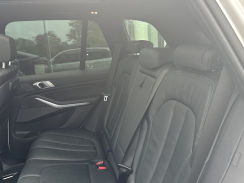 Used 2021 BMW X5 M50i w/ Premium Package AWD/4WD image 34