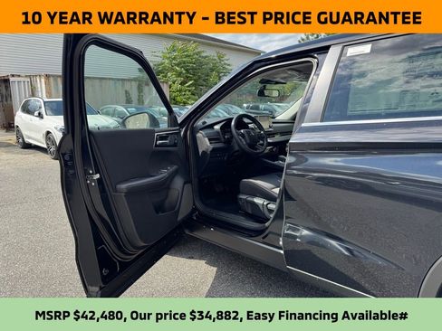 New 2025 Mitsubishi Outlander ES image 7