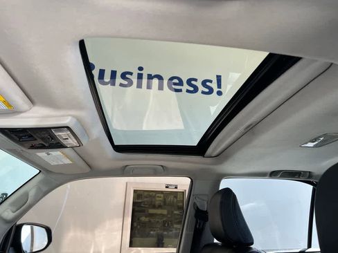 Used 2020 Toyota 4Runner Limited image 19