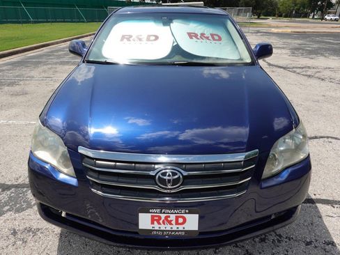 Used 2007 Toyota Avalon Limited FWD image 2