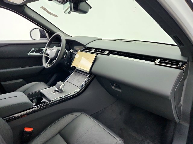 Certified 2026 Land Rover Range Rover Velar S AWD/4WD image 17