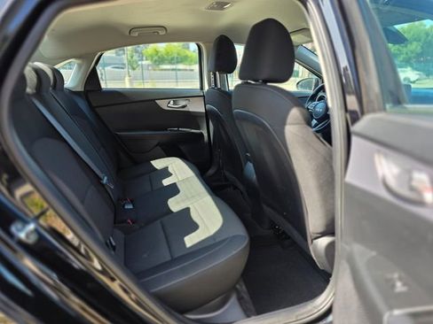 Used 2022 Kia Forte LXS FWD image 39