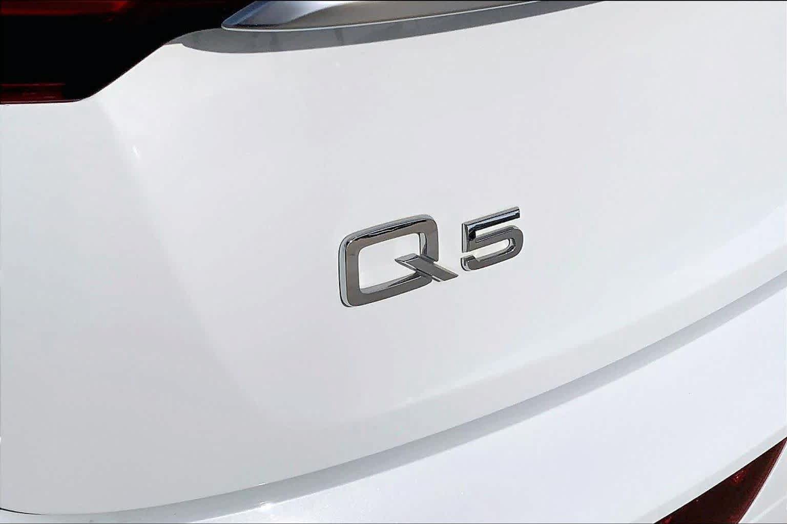 Used 2023 Audi Q5 2.0T Premium Plus w/ Premium Plus Package AWD/4WD image 9