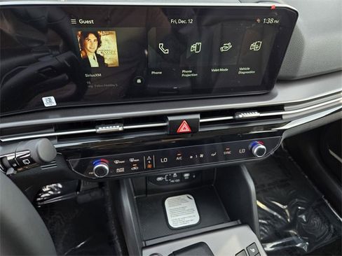 New 2026 Kia Sportage EX image 11