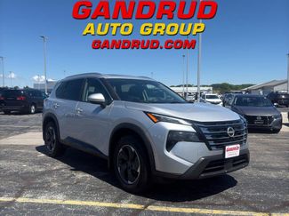 Certified 2024 Nissan Rogue SV w/ SV Premium Package AWD/4WD video 1