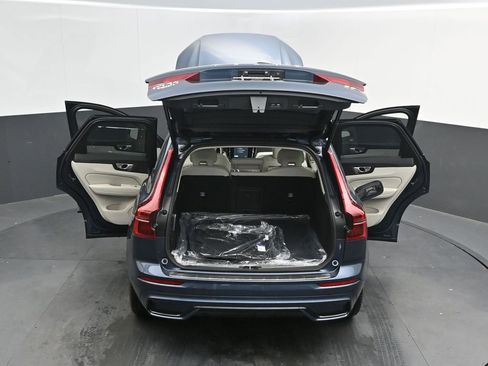 New 2026 Volvo XC60 B5 Ultra w/ Protection Package Premier AWD/4WD image 40