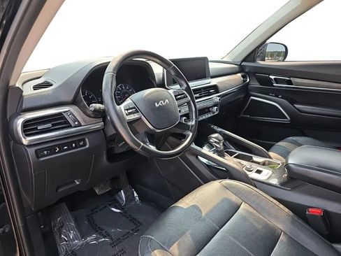Used 2022 Kia Telluride EX w/ EX Premium Package FWD image 12