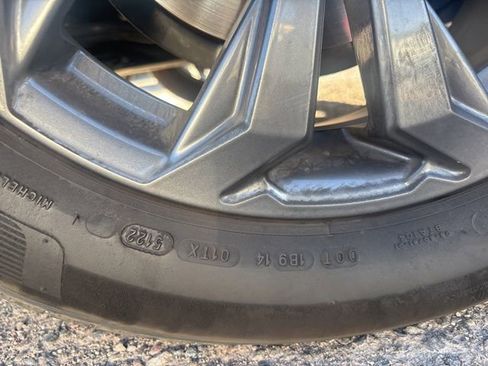 Used 2023 Toyota RAV4 Limited image 18