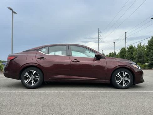 Used 2022 Nissan Sentra SV FWD image 3
