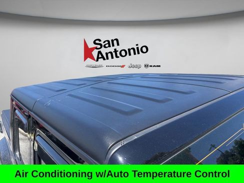 Used 2024 Jeep Gladiator Sport AWD/4WD image 28
