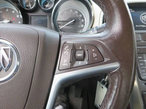 Used 2014 Buick Verano FWD image 18