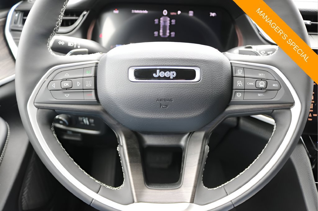 New 2026 Jeep Grand Cherokee Limited RWD image 19