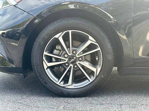 Used 2023 Kia Forte LXS image 10