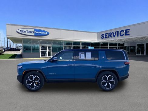 Used 2023 Rivian R1S Adventure AWD/4WD image 5