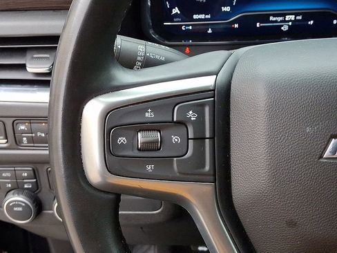 Used 2023 Chevrolet Suburban LT image 22