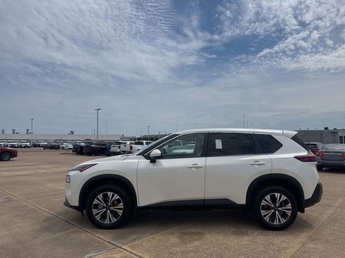 Certified 2023 Nissan Rogue SV AWD/4WD image 4
