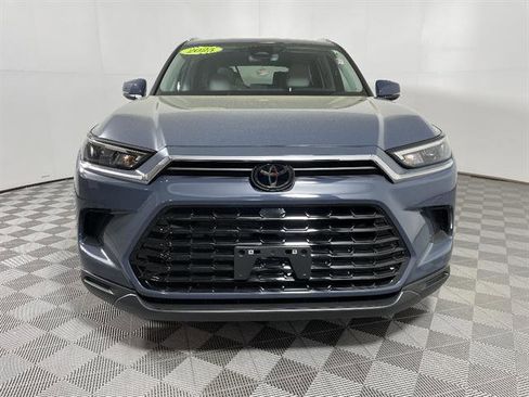 Certified 2025 Toyota Grand Highlander AWD image 2