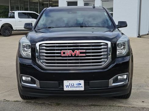 Used 2019 GMC Yukon XL SLT w/ Premium Edition RWD image 2