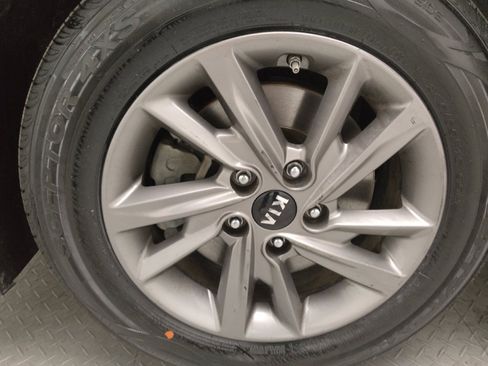 Used 2020 Kia Optima LX image 31