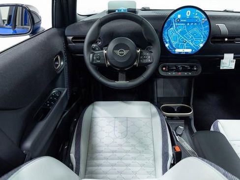 New 2026 MINI Cooper 4-Door Hardtop FWD image 3
