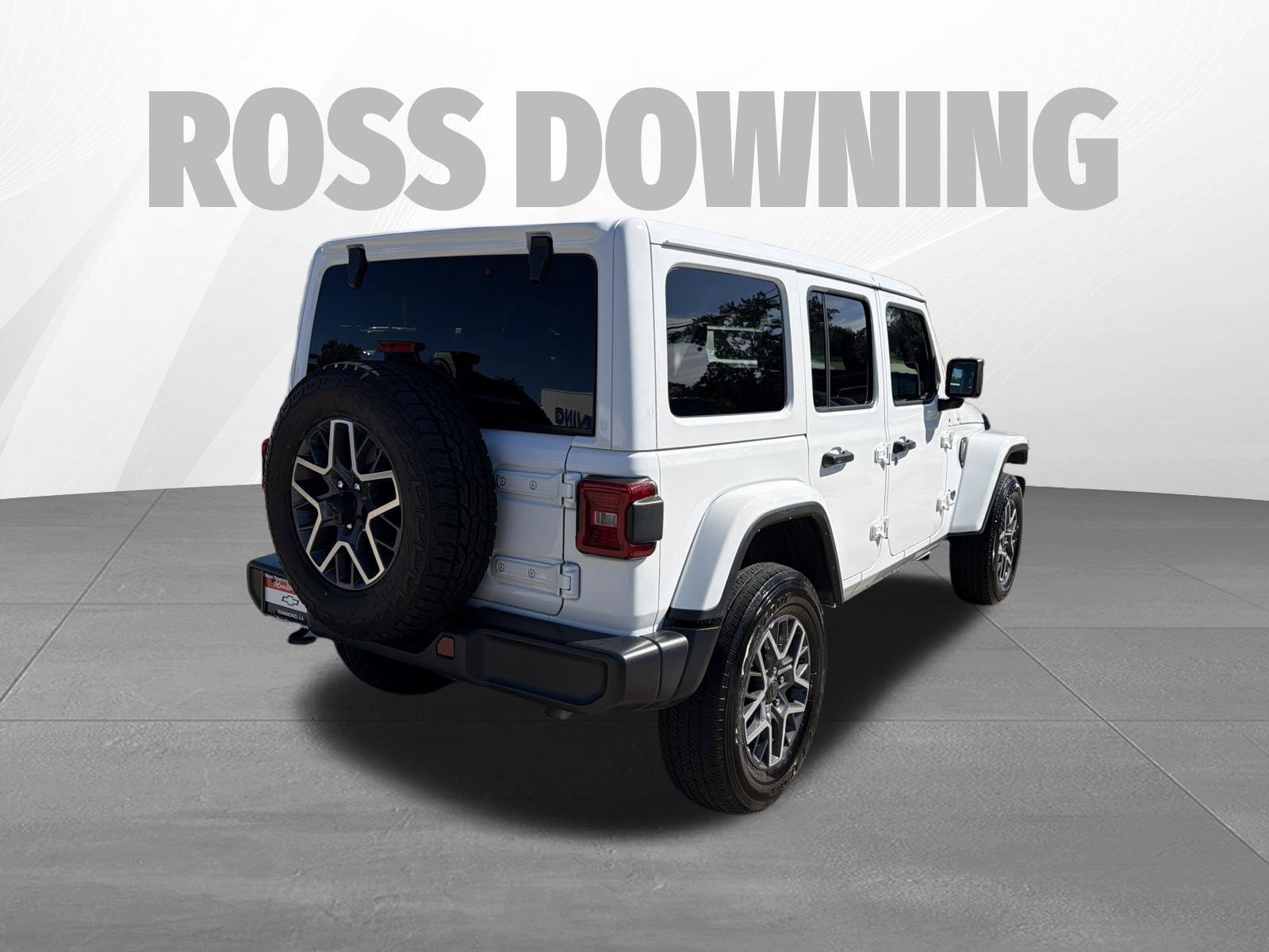 Used 2025 Jeep Wrangler Unlimited Sahara AWD/4WD image 4