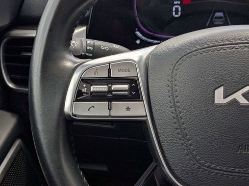 Used 2025 Kia Telluride S AWD/4WD image 23