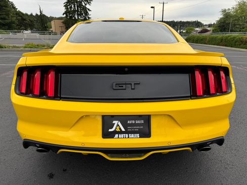 Used 2017 Ford Mustang GT Premium w/ Enhanced Security Package RWD image 8