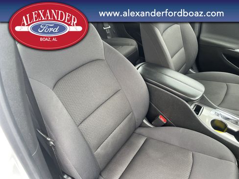 Used 2023 Chevrolet Malibu LT image 15