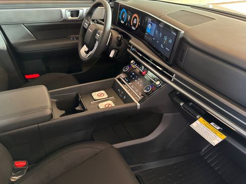 New 2026 Hyundai Santa Fe SE image 16