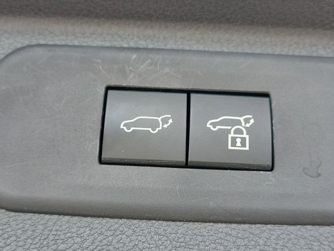 Used 2024 Toyota Grand Highlander XLE FWD image 14