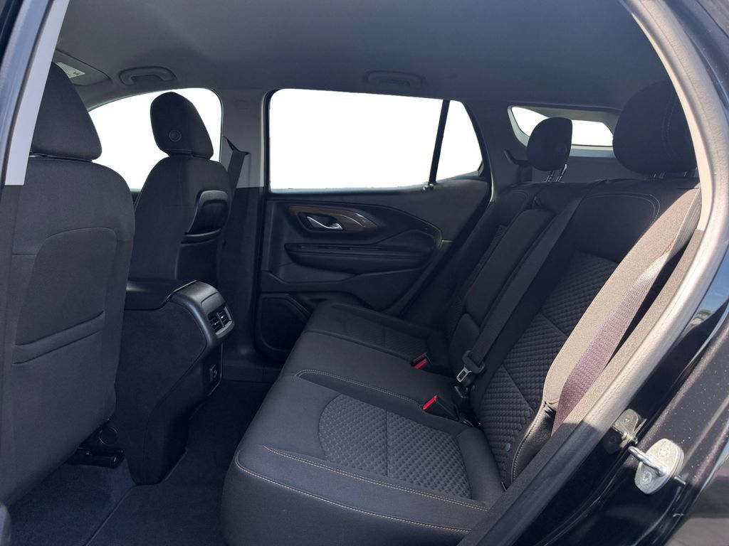 Used 2020 GMC Terrain SLE w/ Driver Convenience Package AWD/4WD image 16