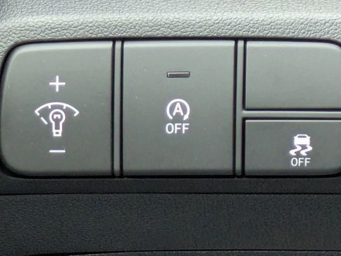 New 2026 Hyundai Elantra SE FWD image 24