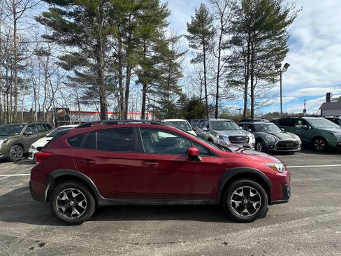Used 2018 Subaru Crosstrek 2.0i Premium w/ Eyesight System image 4
