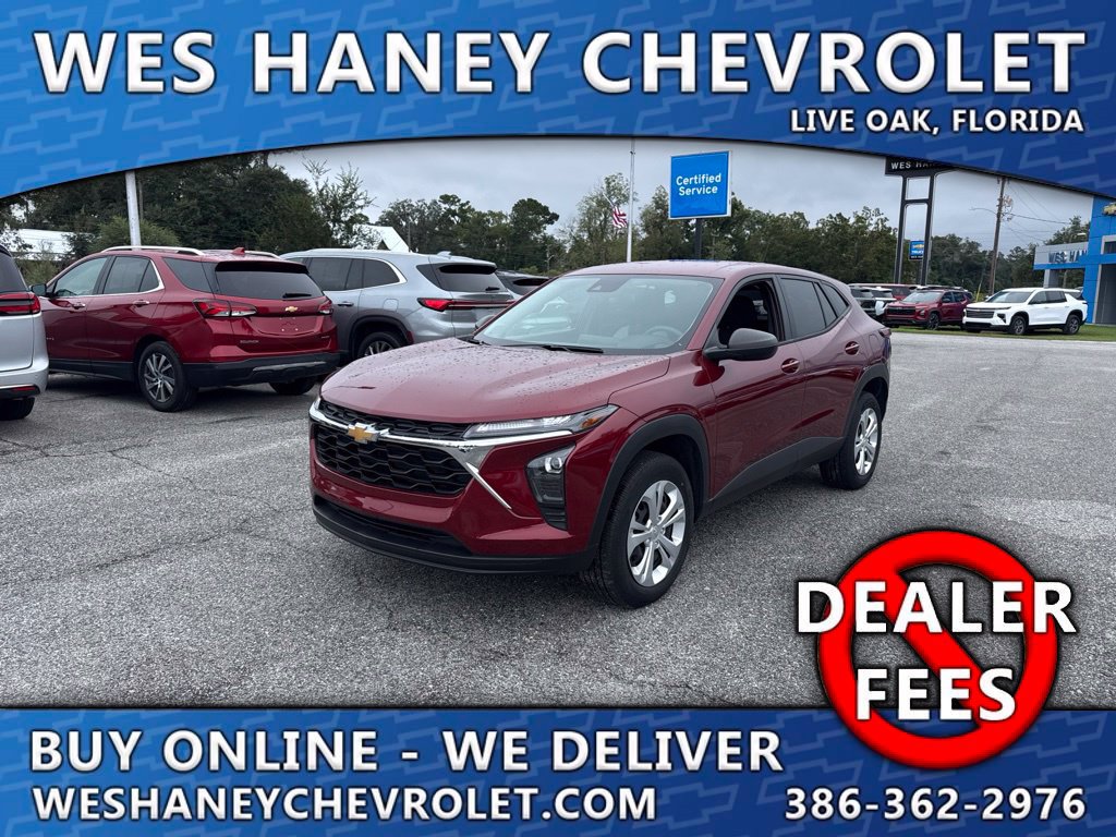 Used 2024 Chevrolet Trax LS FWD image 1