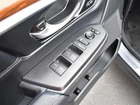 Used 2022 Honda CR-V Touring image 13