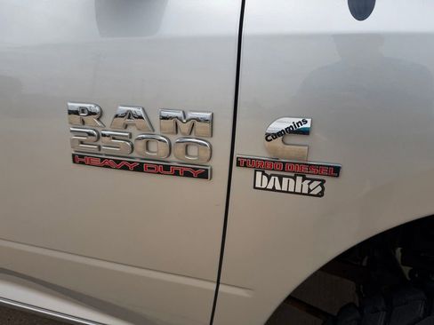 Used 2013 RAM 2500 Tradesman w/ Chrome Appearance Group AWD/4WD image 8