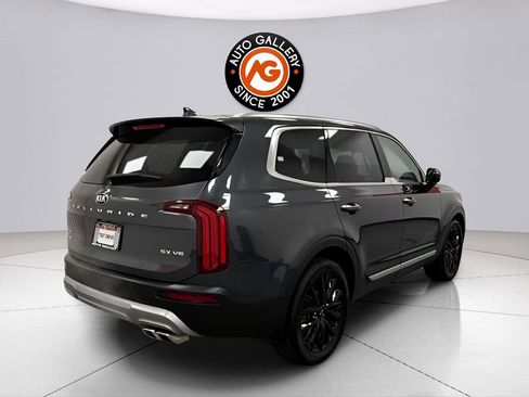 Used 2021 Kia Telluride SX w/ SX Prestige Package image 7