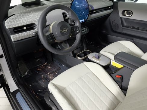 Used 2025 MINI Cooper S image 31