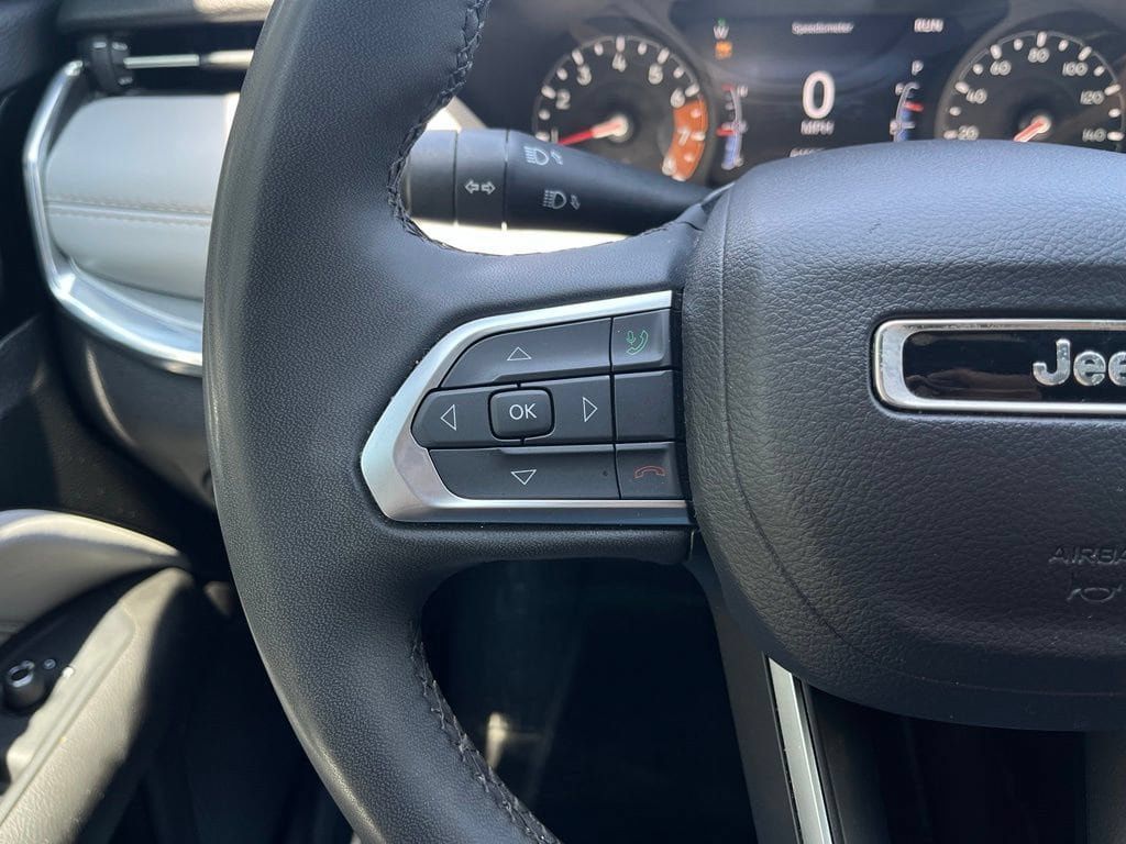 Used 2024 Jeep Compass Limited AWD/4WD image 16