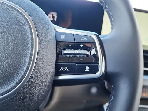 New 2026 Kia Carnival image 25