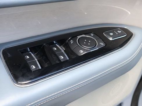 Used 2021 Lincoln Navigator Black Label AWD/4WD image 13