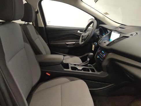 Used 2017 Ford Escape SE w/ Equipment Group 201A FWD image 21