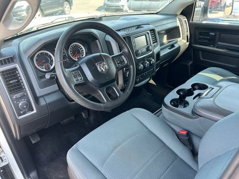 Used 2017 RAM 1500 Express AWD/4WD image 23