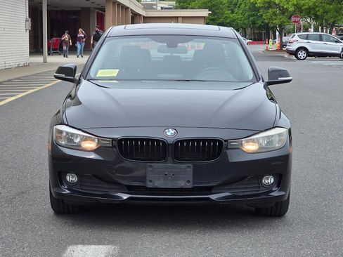 Used 2014 BMW 320i xDrive Sedan AWD/4WD image 2