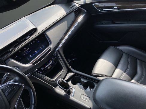 Used 2019 Cadillac XT5 Platinum AWD/4WD image 25