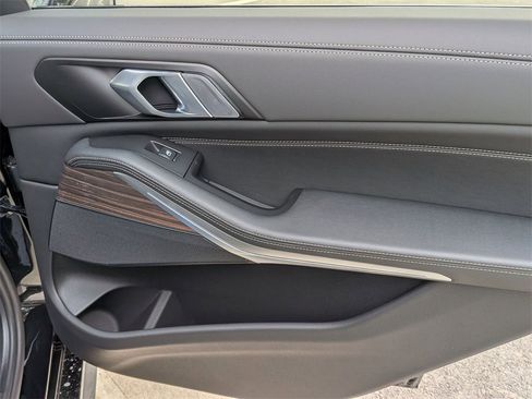 New 2026 BMW X7 xDrive40i w/ M Sport Package image 19