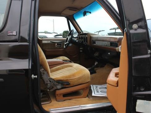 Used 1991 GMC Jimmy 4WD image 30