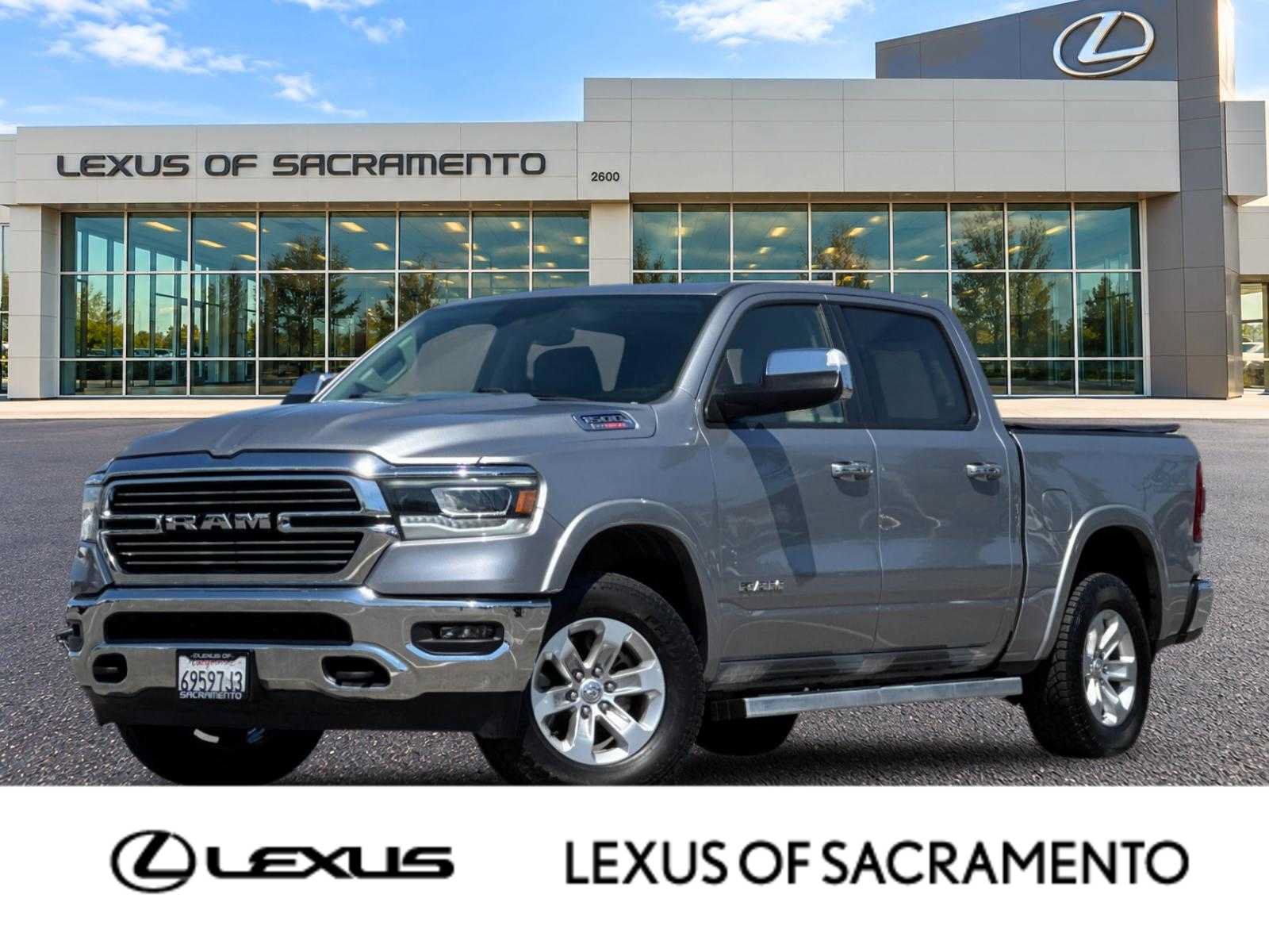 Used 2022 RAM 1500 Laramie w/ Off Road Group AWD/4WD image 1